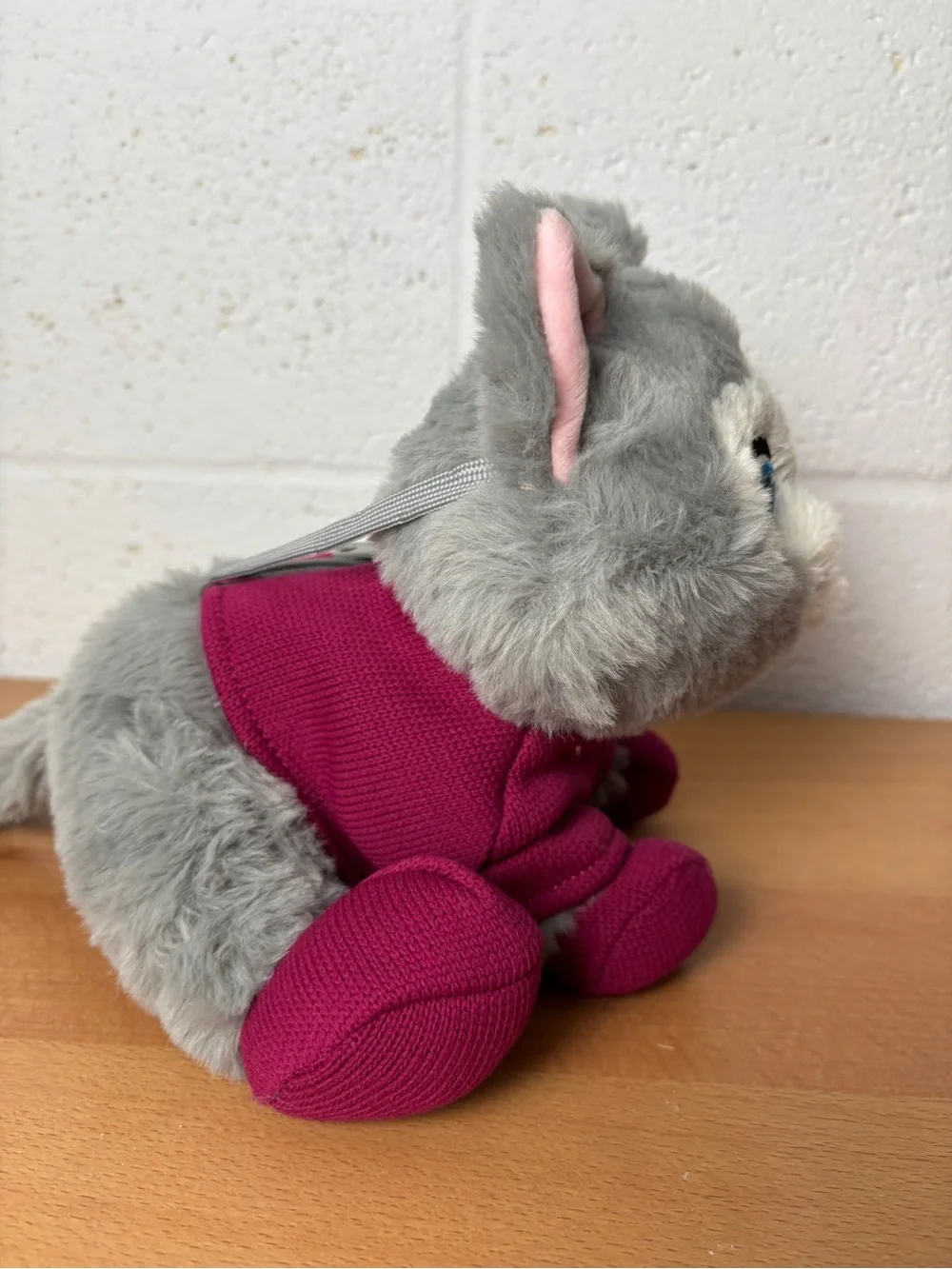 HK Disneyland World of Frozen Plush Warm Heart Kitten Shoulder Bag